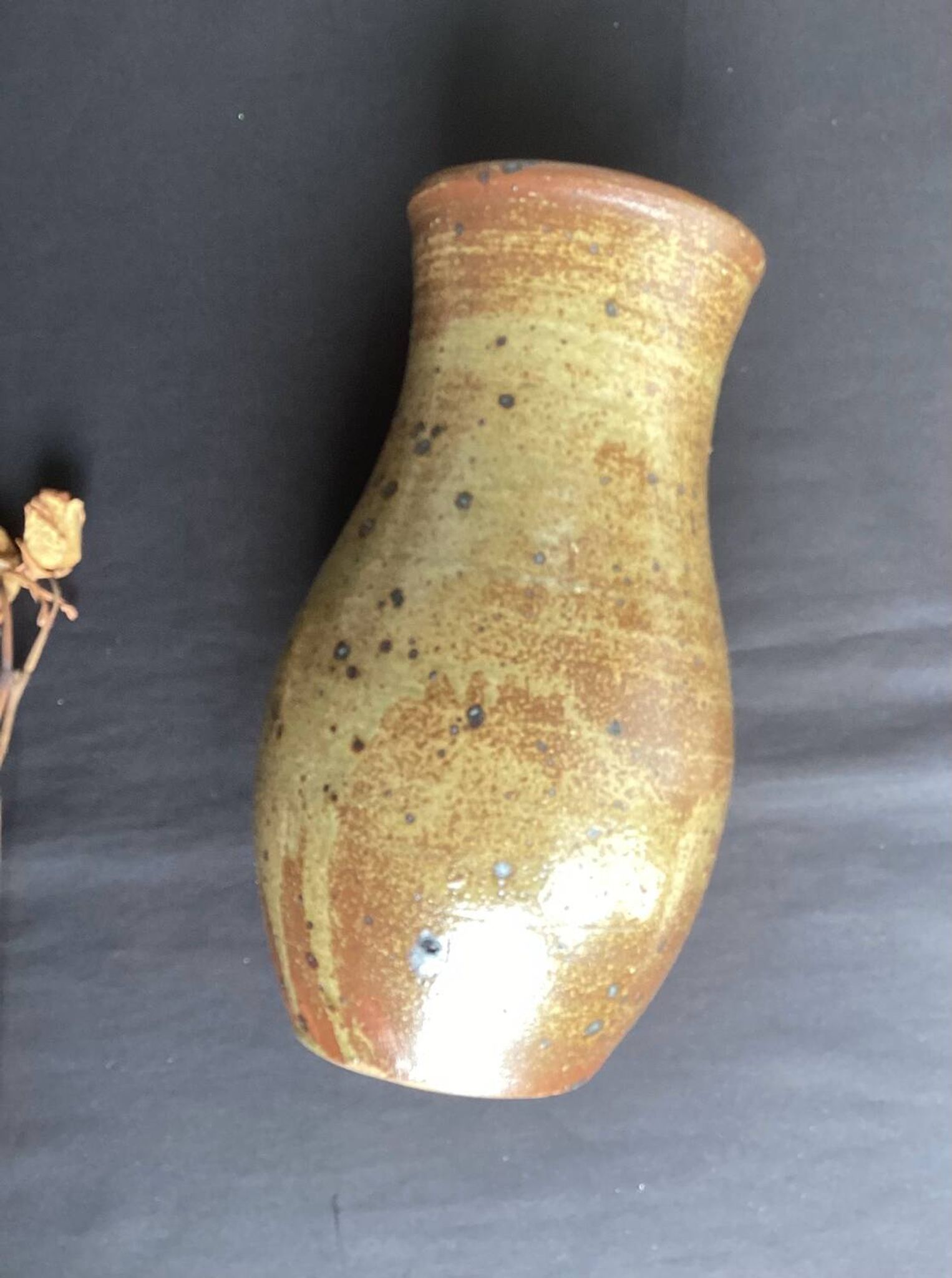 Grand vase en grès pyrité
