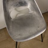 Aluminium chair, "Tulip" model, by Pierre Guariche, Steiner edition, 1960