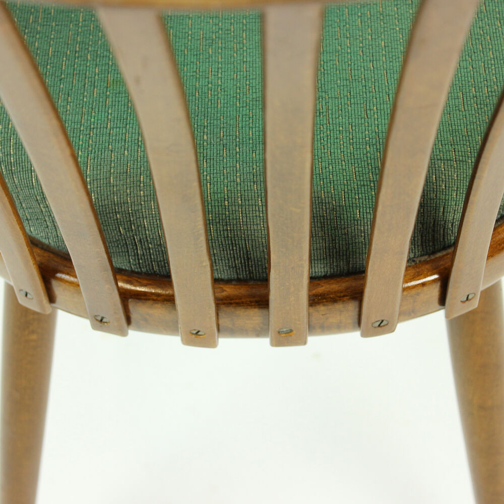 Bentwood chairs by Ton design Antonin Suman, Czechoslovakia, circa 1960
