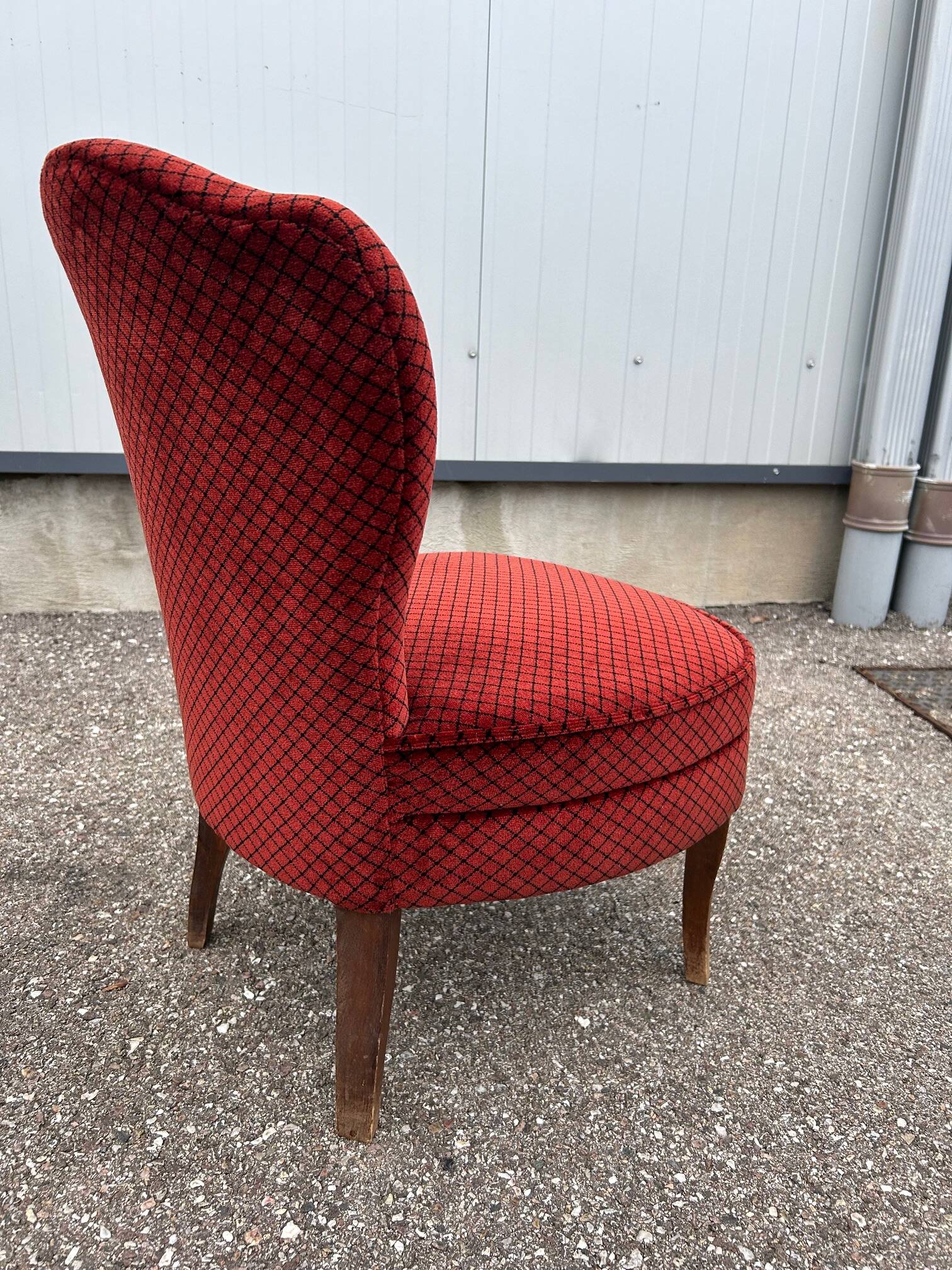 pair of red velvet toad armchairs