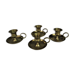 Ensemble de quatre bougeoirs