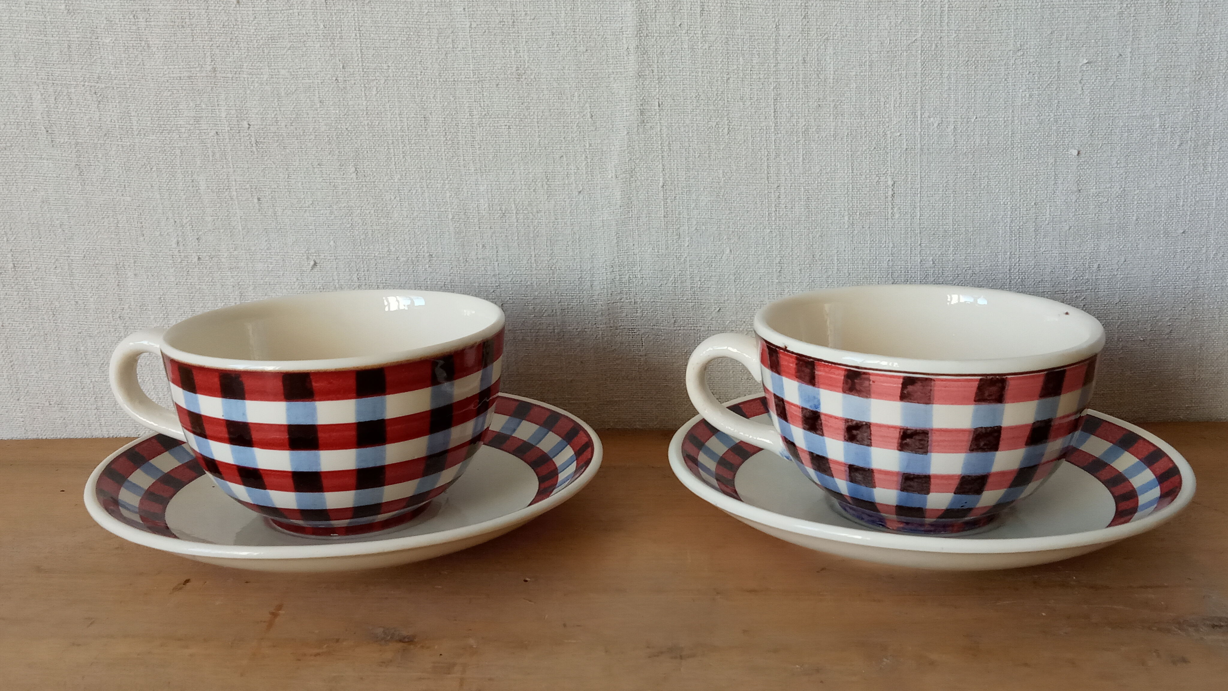 Villeroy and Boch tea cups