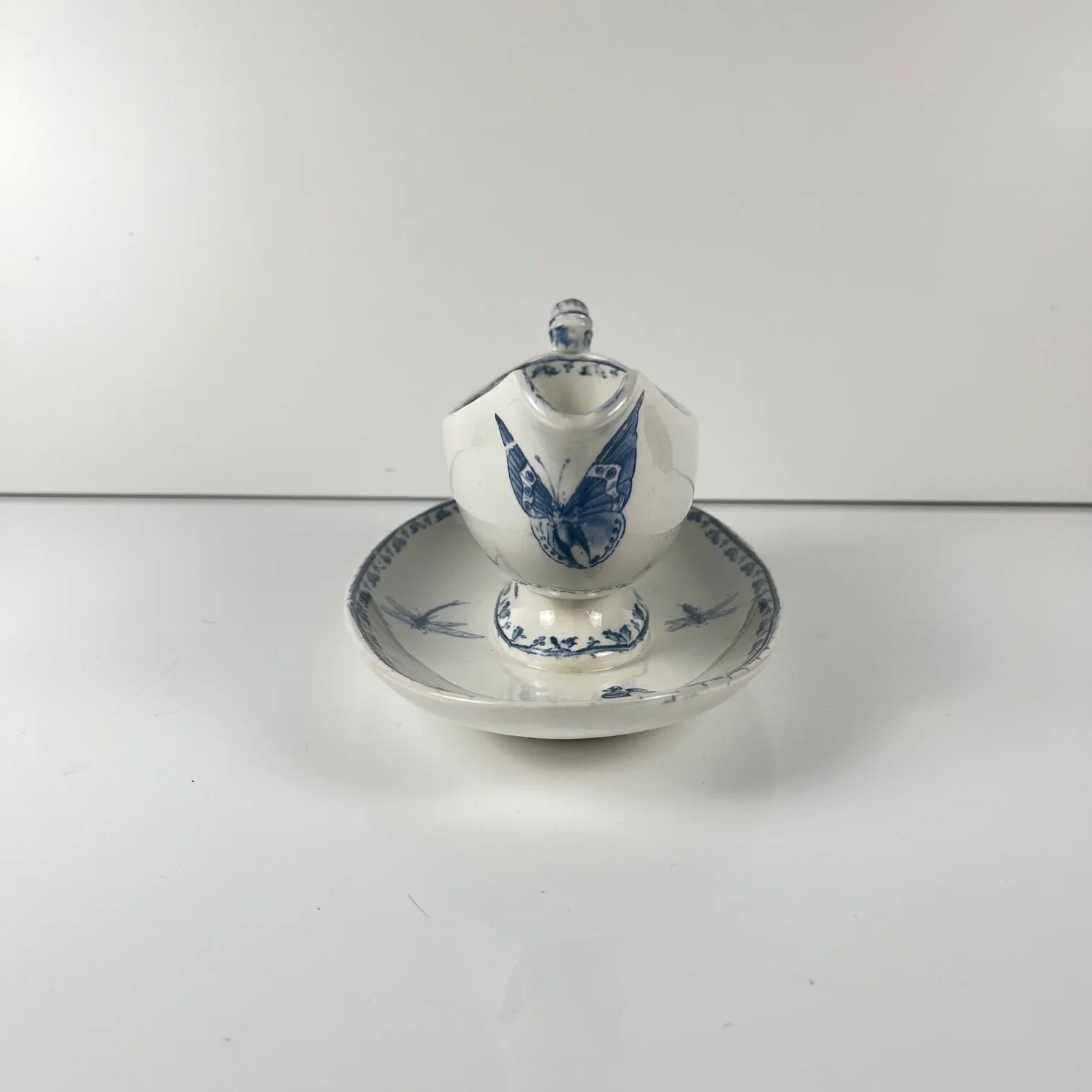 Saucière terre de fer "Carmen", Sarreguemines, bleu, 1875-1900