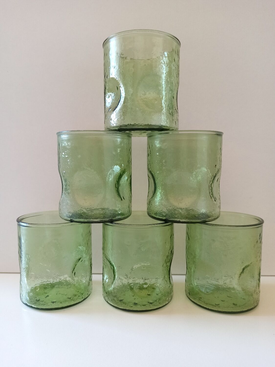 6 green bubbled glasses