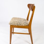 Set of six dining room chairs in teak and upholstered with light fabric, of danish design, 1960S