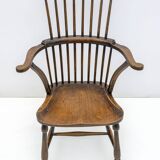 9th Century Fine English West Country Comb Back Windsor Chair