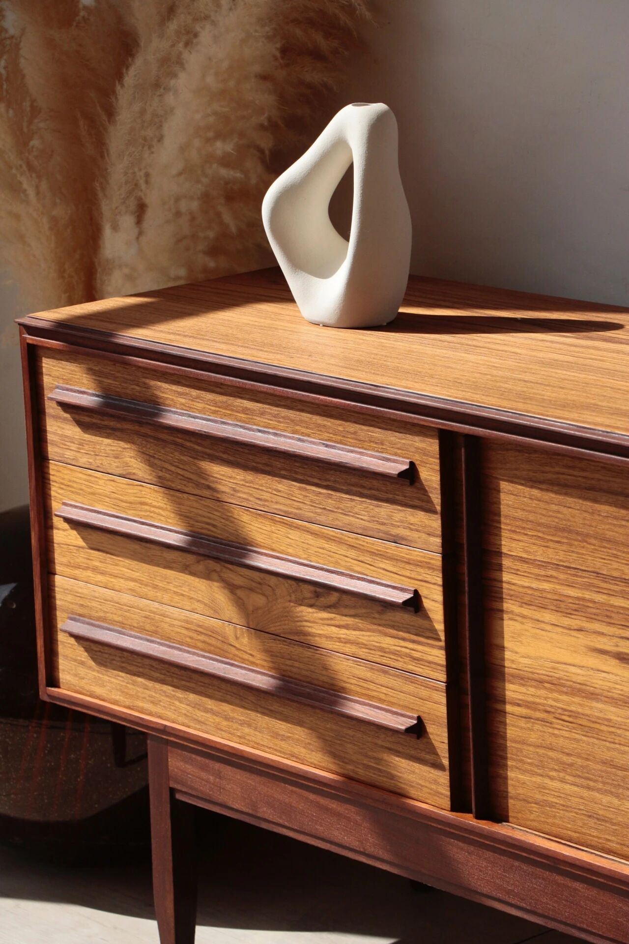 Scandinavian teak enfilade White & Newton | Vintage design from the 1960s