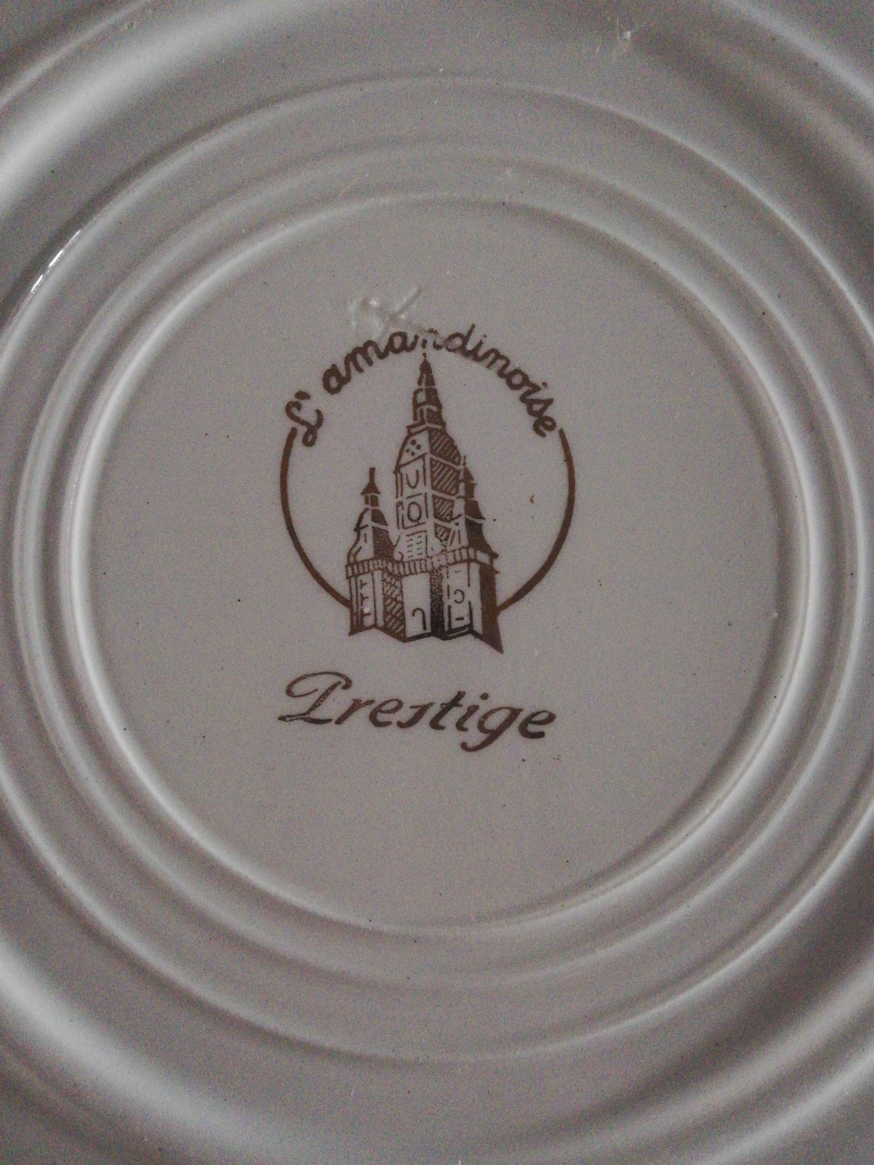 Set of 4 blue l'amandinoise Prestige plates