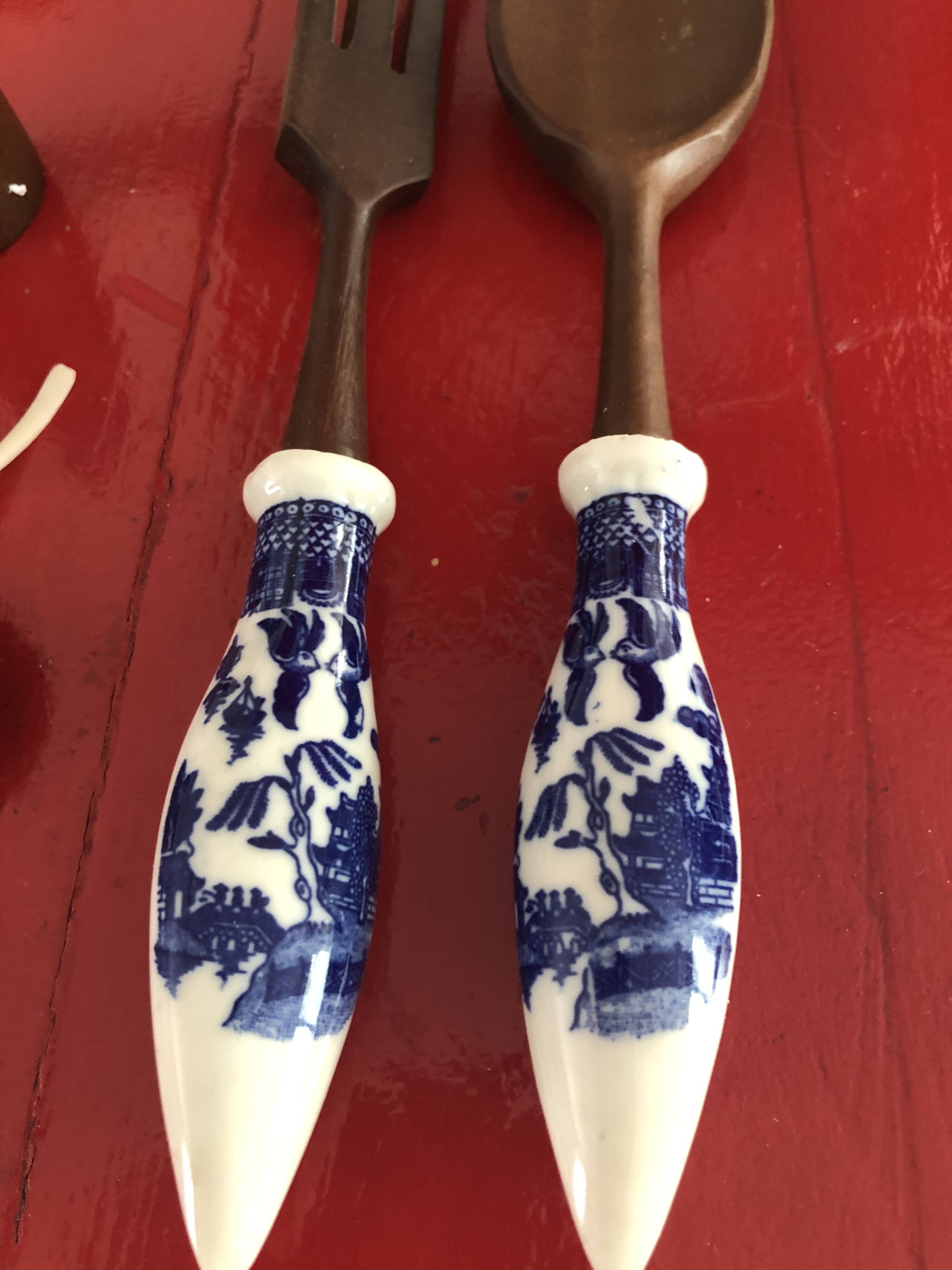 Vintage set salad service salt pepper mustard pot year 1970 new without its packaging o