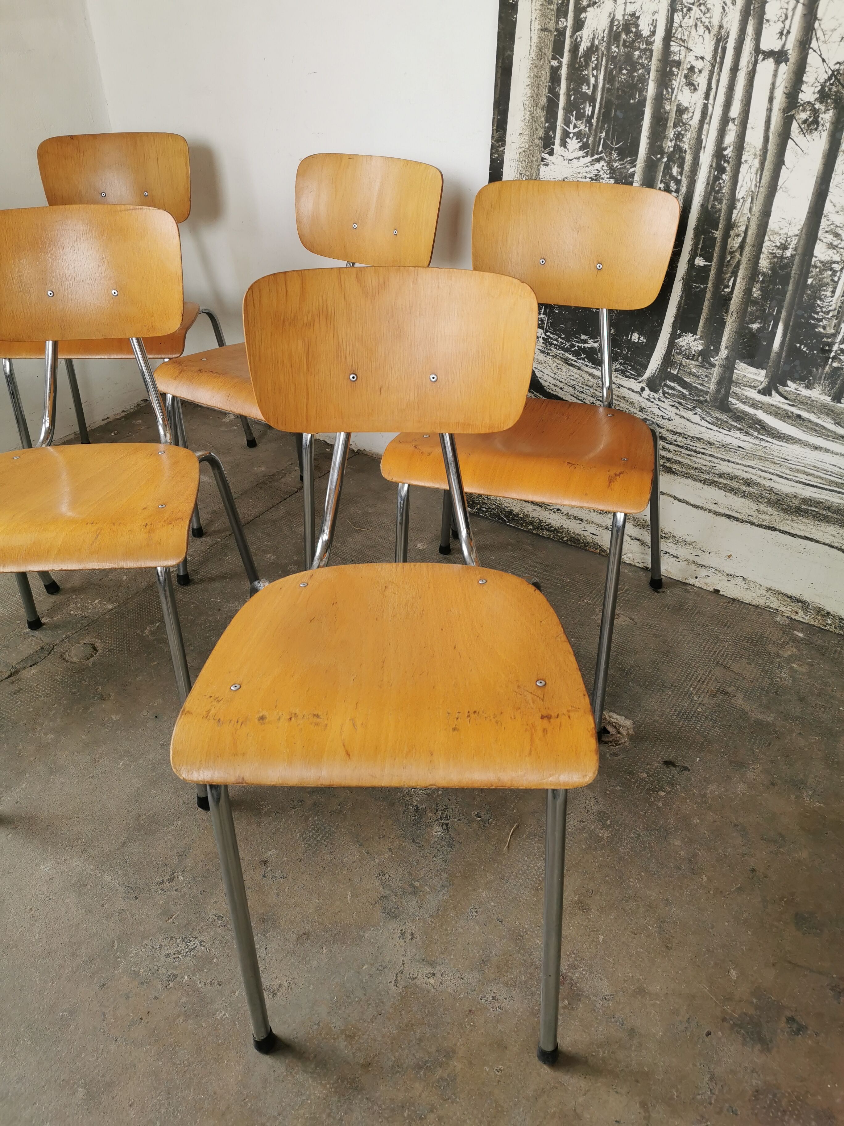 Set of 6 stackable chairs 1970