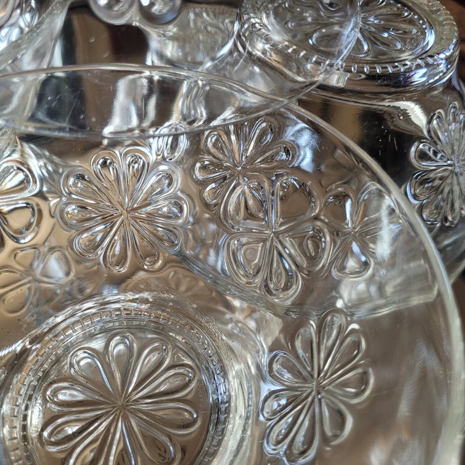 Set of 5 Moulded Glass Bowls with Floral Decoration – Circa 1970