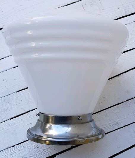 Ceiling light in opaline 50