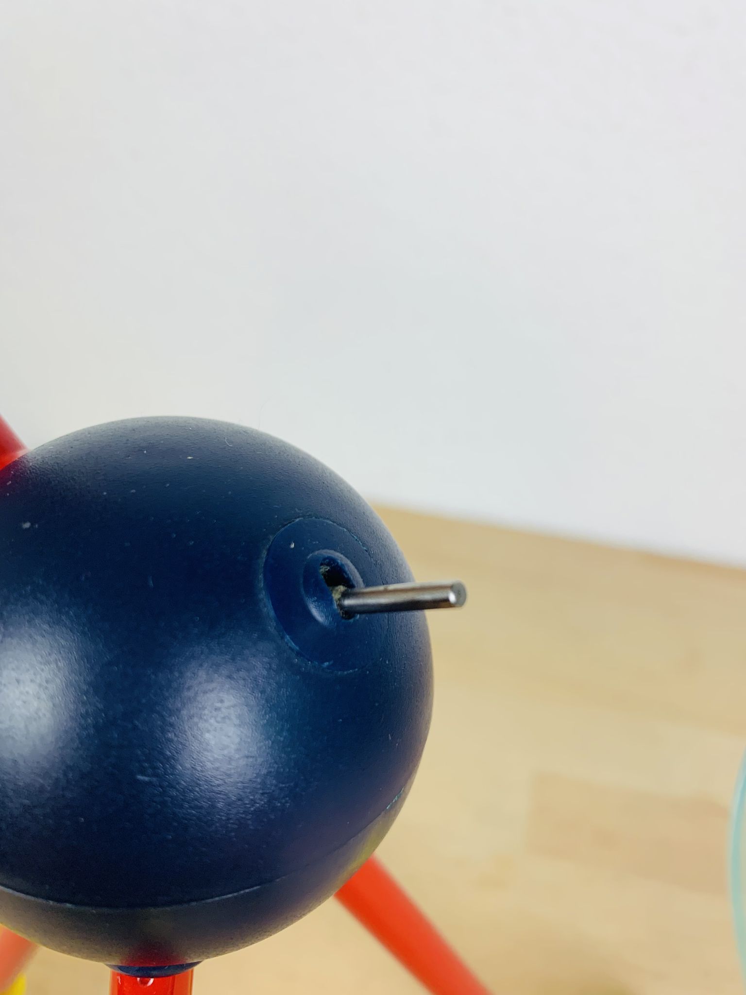 Lampe tripode couleurs primaires années 80