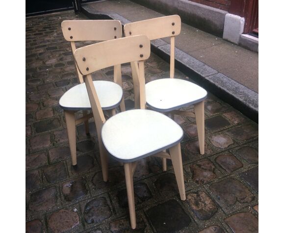 Trois chaises en bois LV style reconstruction | Selency