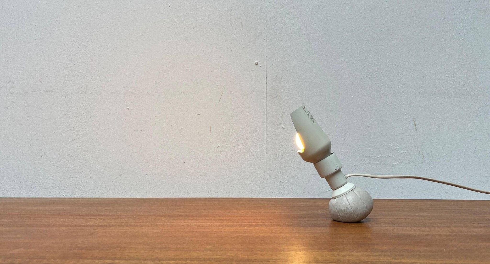 Italian table lamp model 600/P from the mid-century space by Gino Sarfatti for Arteluce, 1960s.