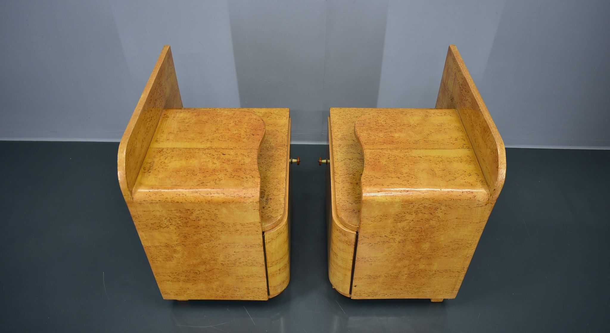 Ensemble de deux tables de chevet Art Déco Tchécoslovaquie, années 1939