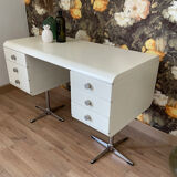 White laqué desk, year 70
