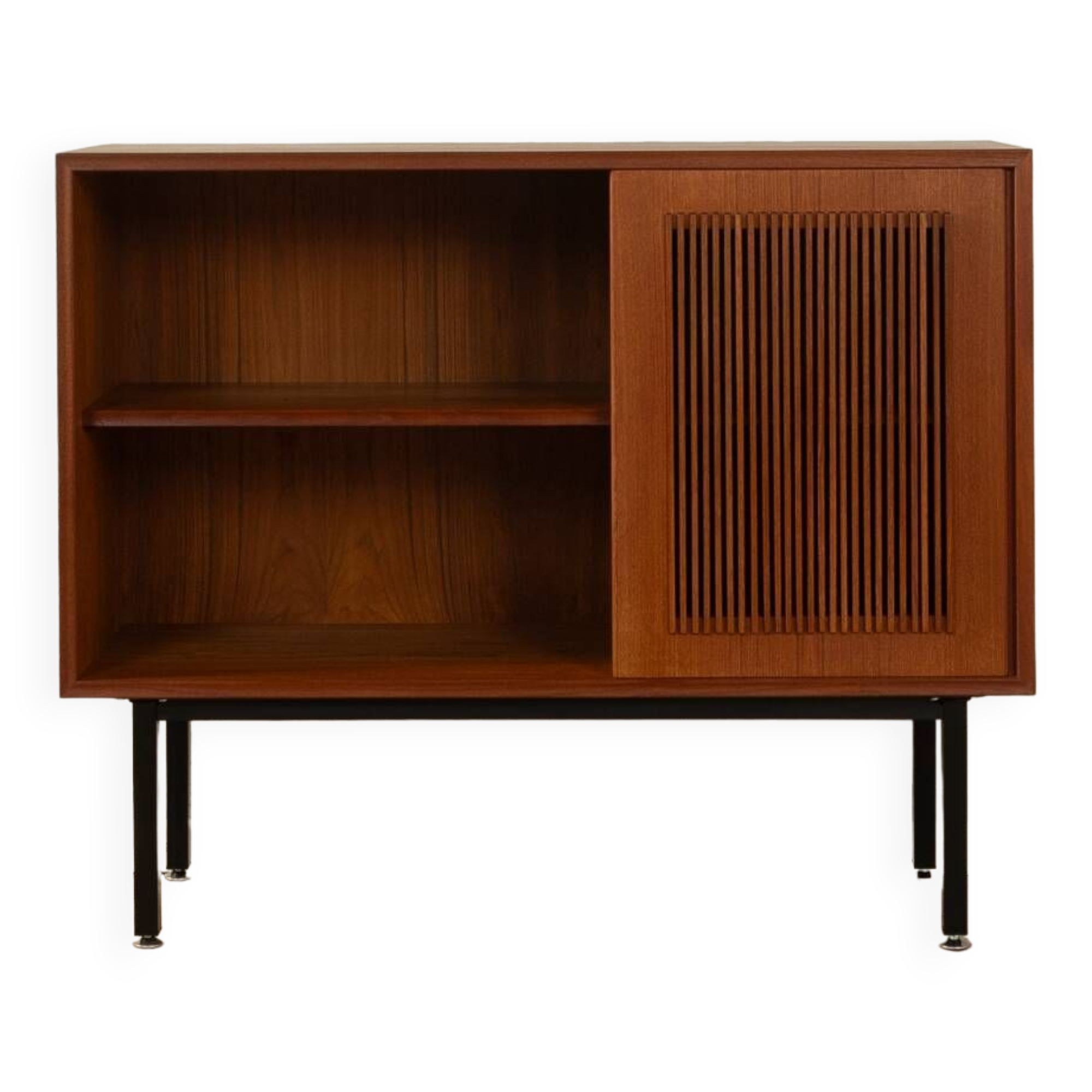 1960s dresser, Heinrich Riestenpatt
