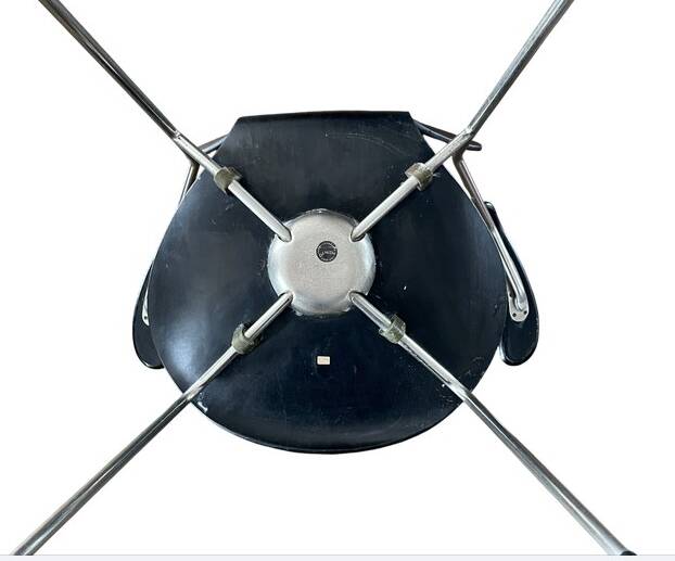 Chair 3207 – Arne Jacobsen for Fritz Hansen, Denmark