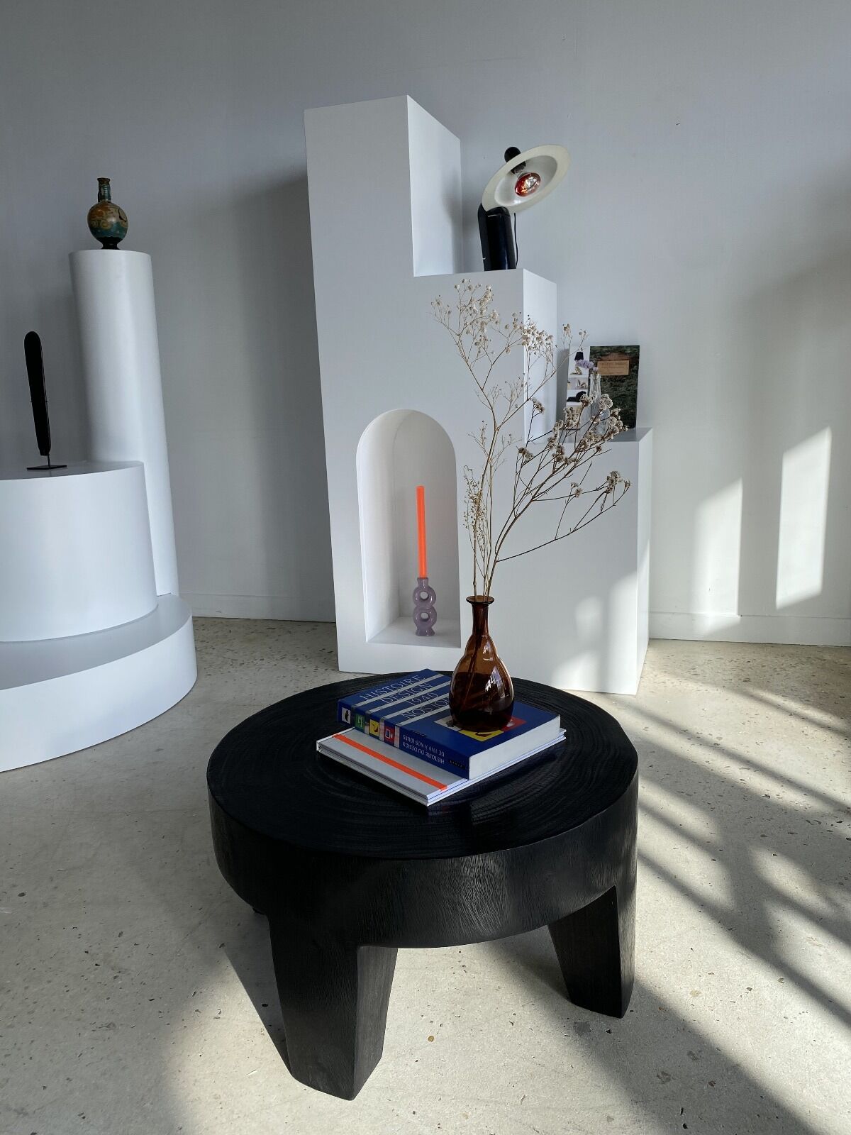 Coffee table en bois massif monoxyle noir