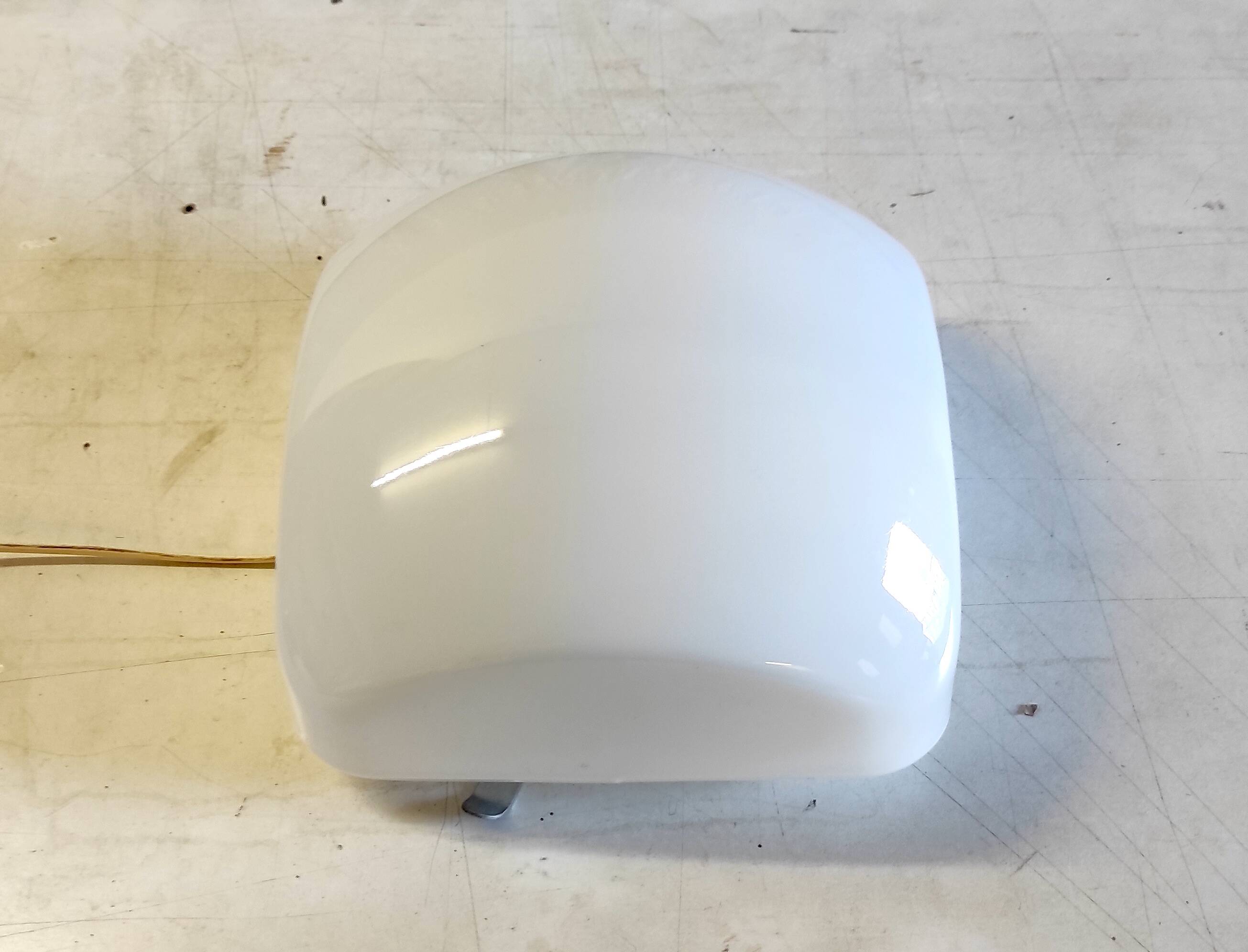 Plafonnier ou applique globe opaline carré 25 cm - mid. XXème