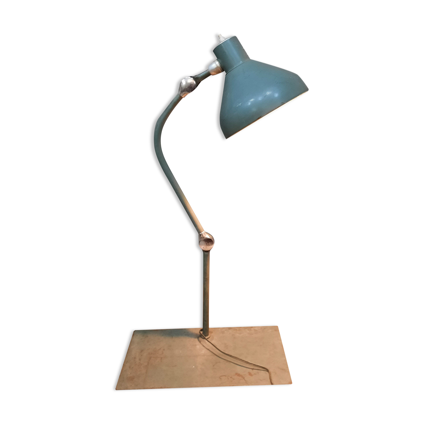 Articulated metal industrial lamp