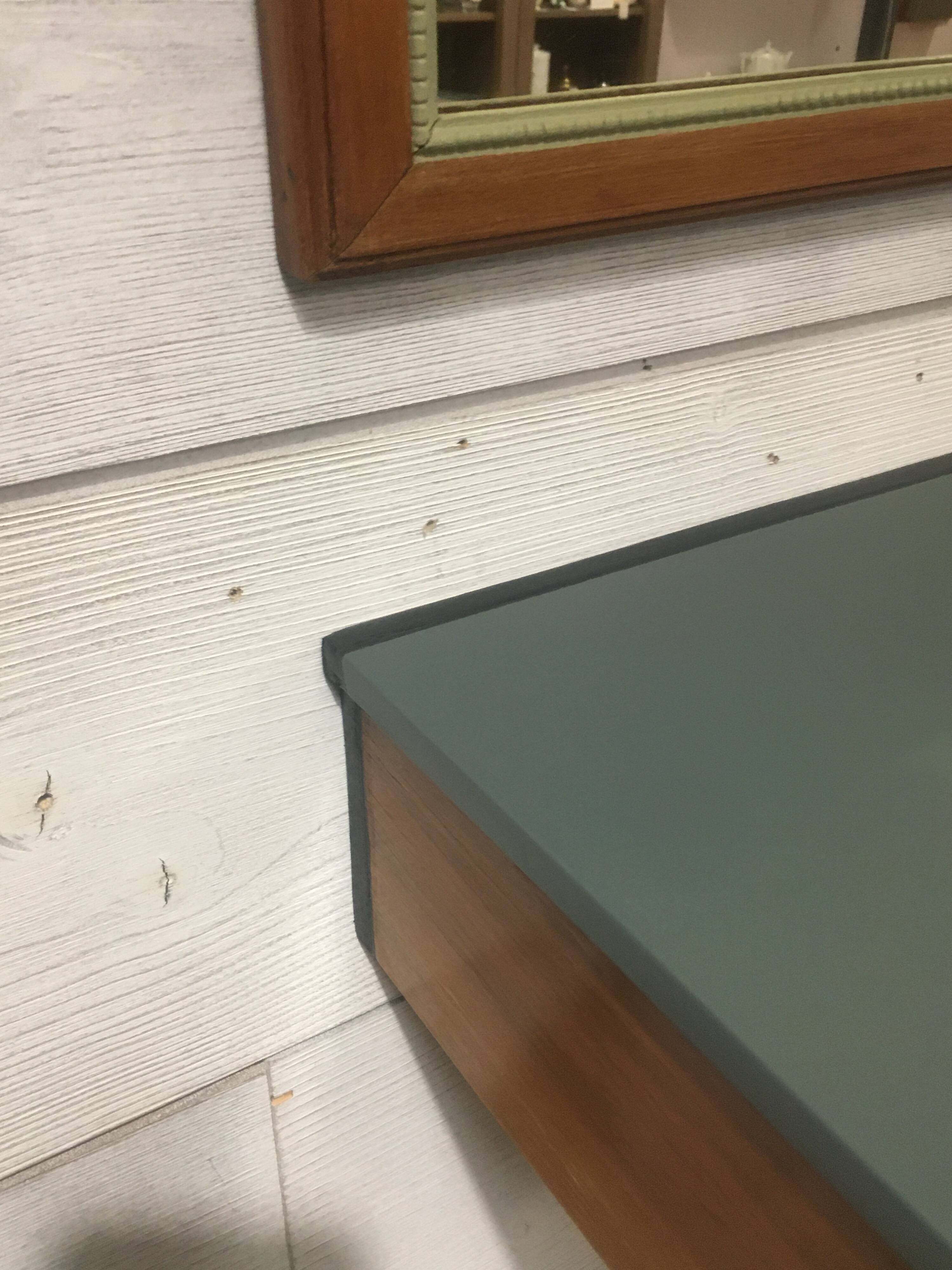 Hanging bedside drawer