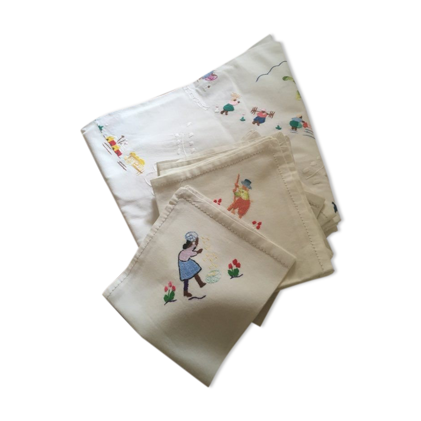 Nappe ovale et serviettes en coton blanc brodé en couleur