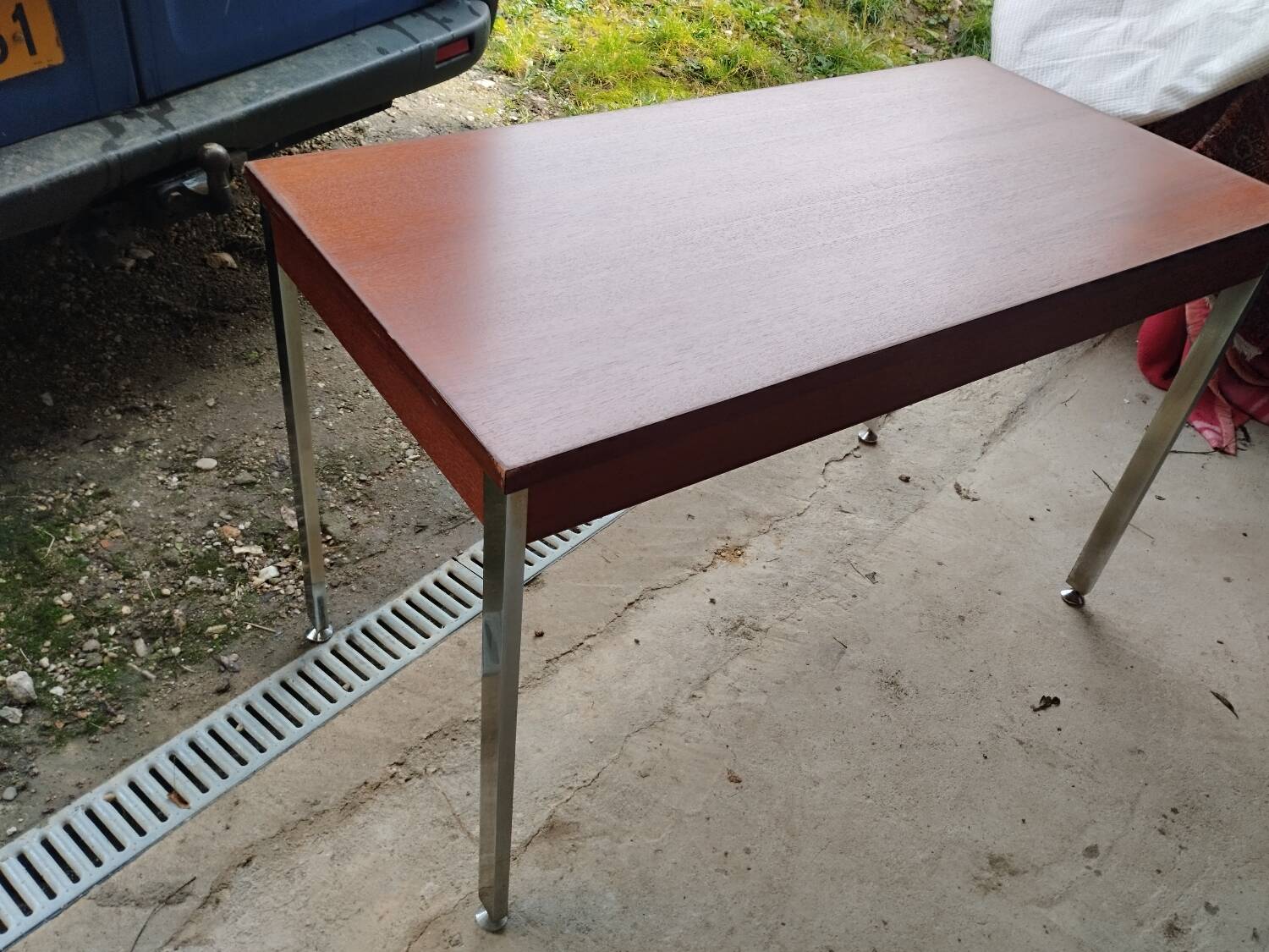 Vintage table designed by Alain Richard