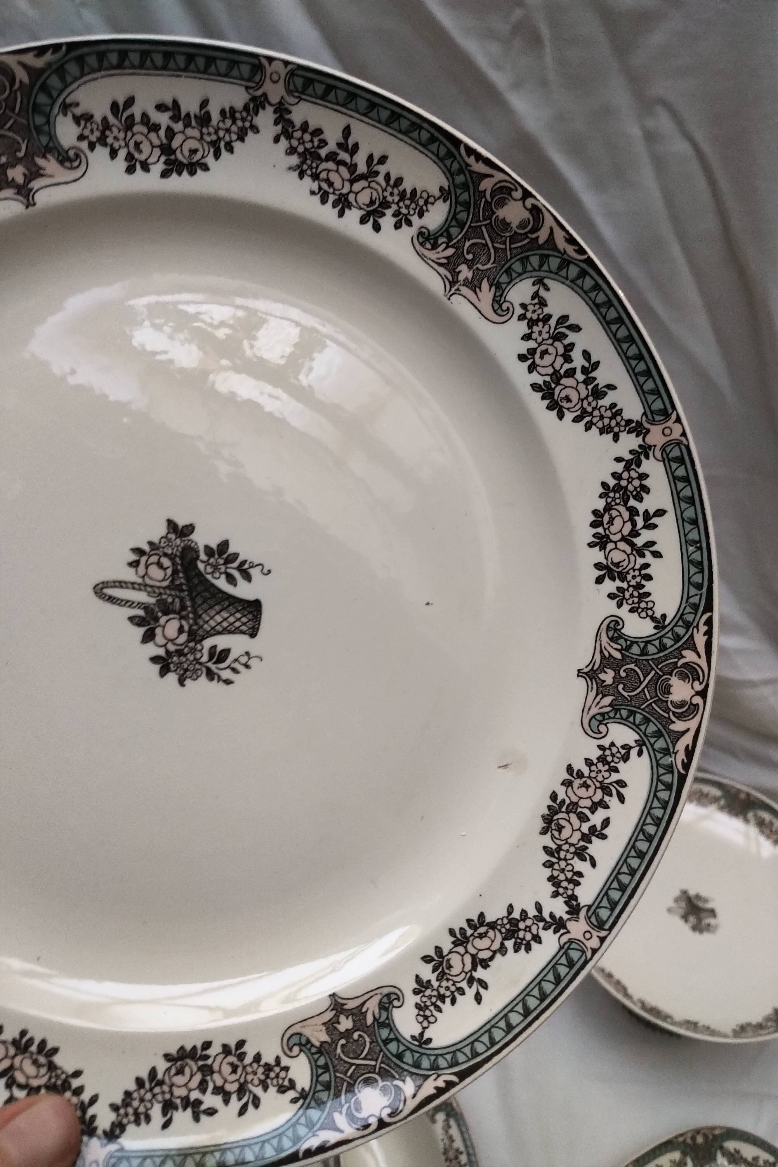 Sarreguemines Dubarry dish set