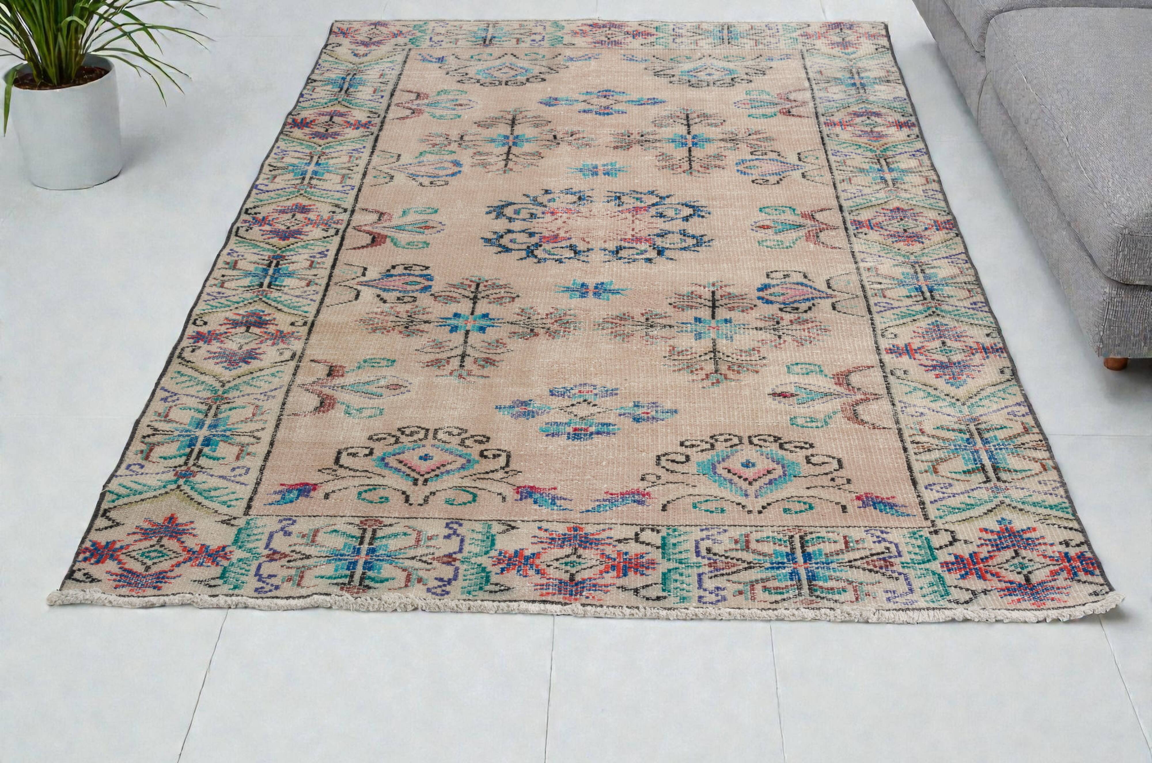 Flower Design Oushak Carpet