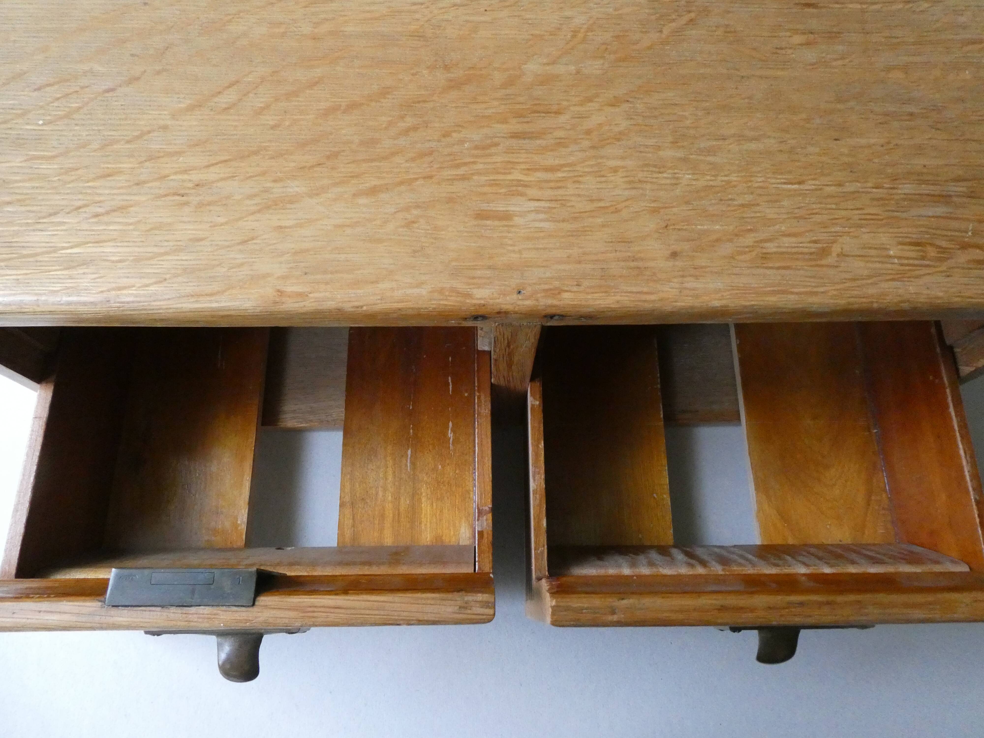 Office furniture, solid wood lockers