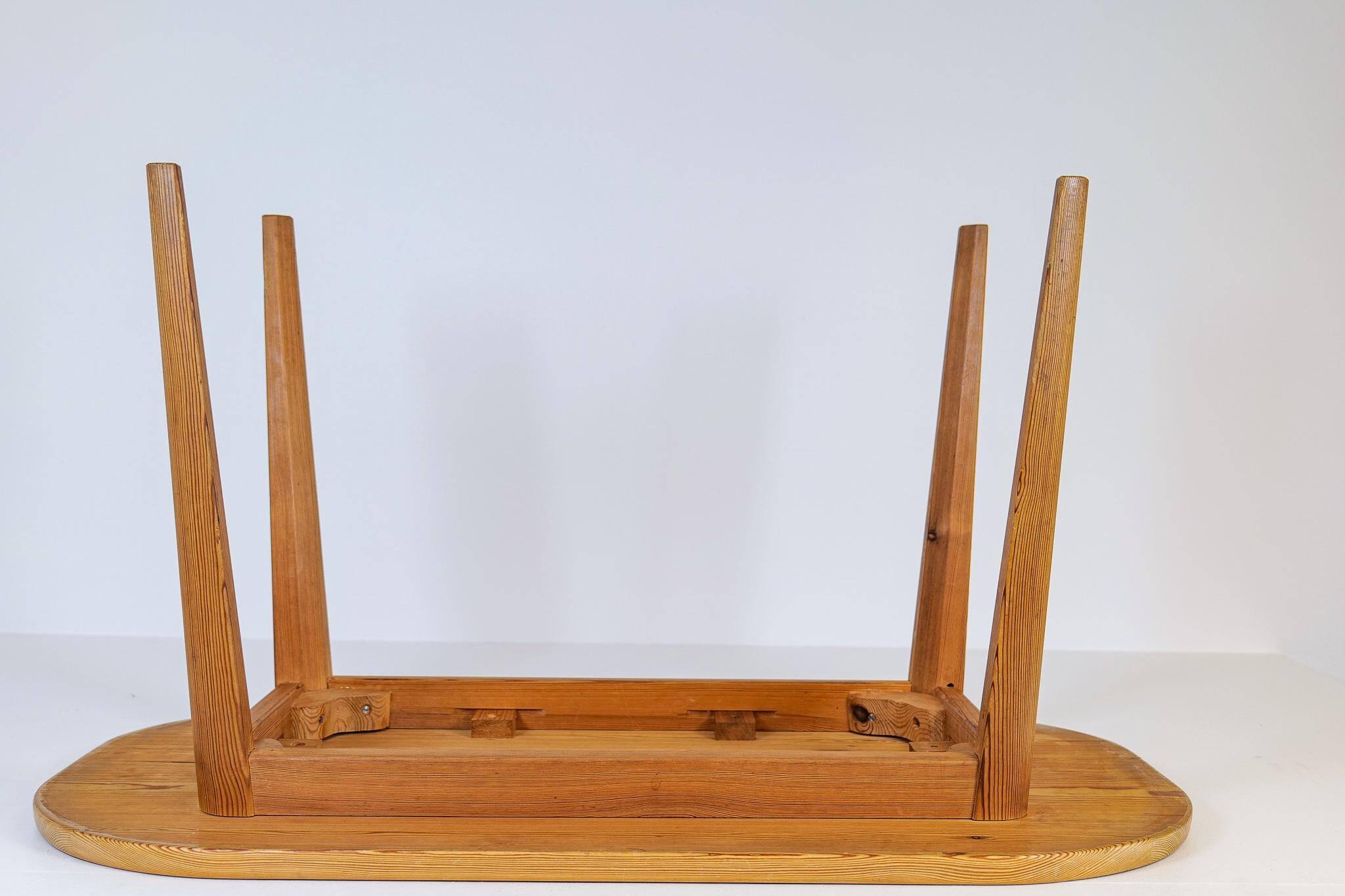 Mid-century pine coffee table by Carl Malmsten, Sweden, 1940s.