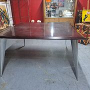 Tabla à manger carrée Modèle M " Série Lang " de Philippe Starck pour Driade Aleph