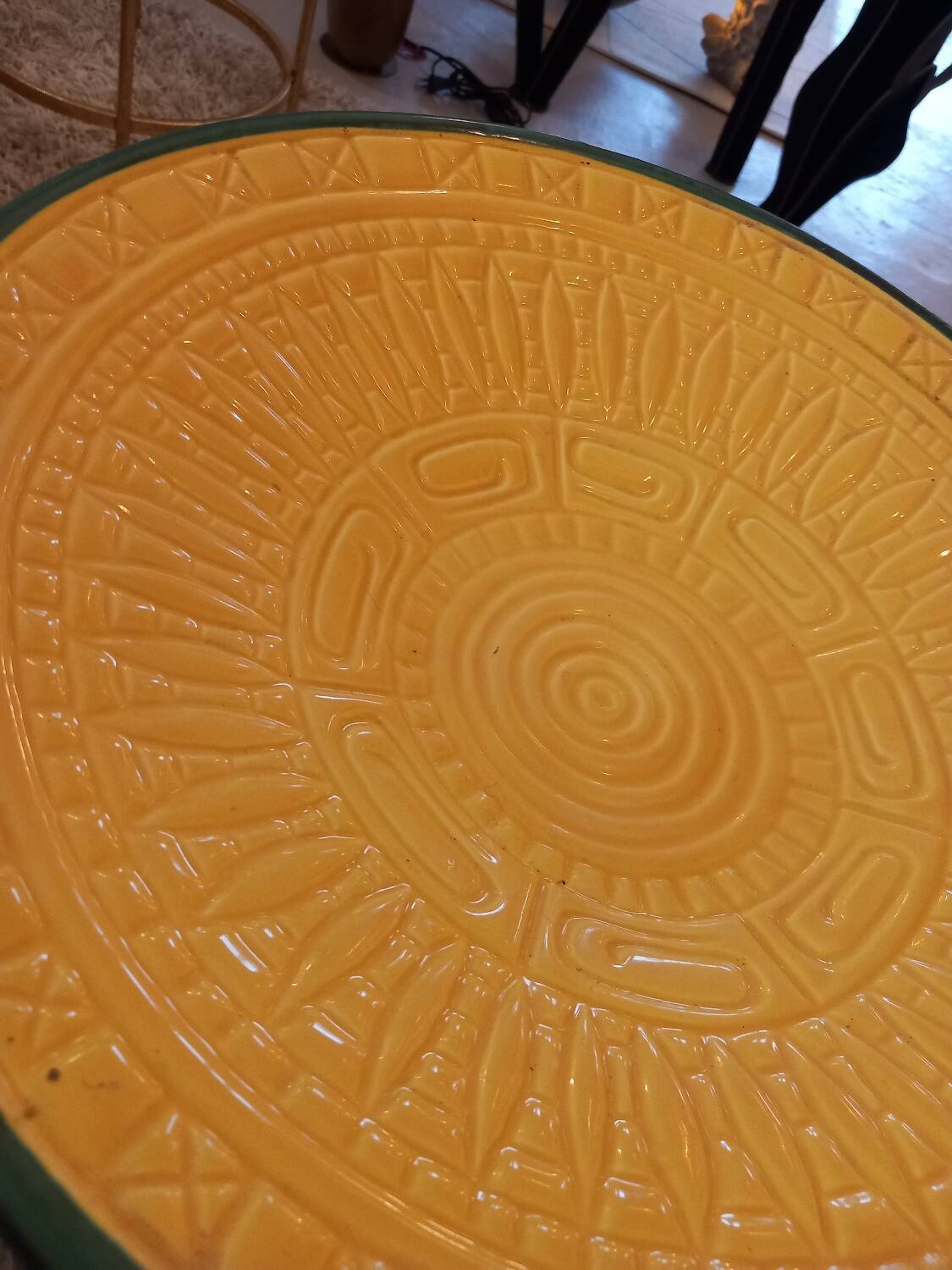 Large round dish. Dieulefit Caves. Vintage