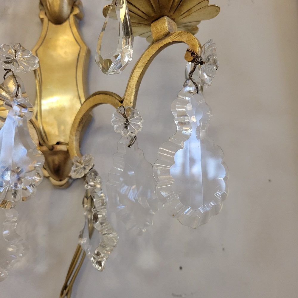 Pair of wall lights with pendants