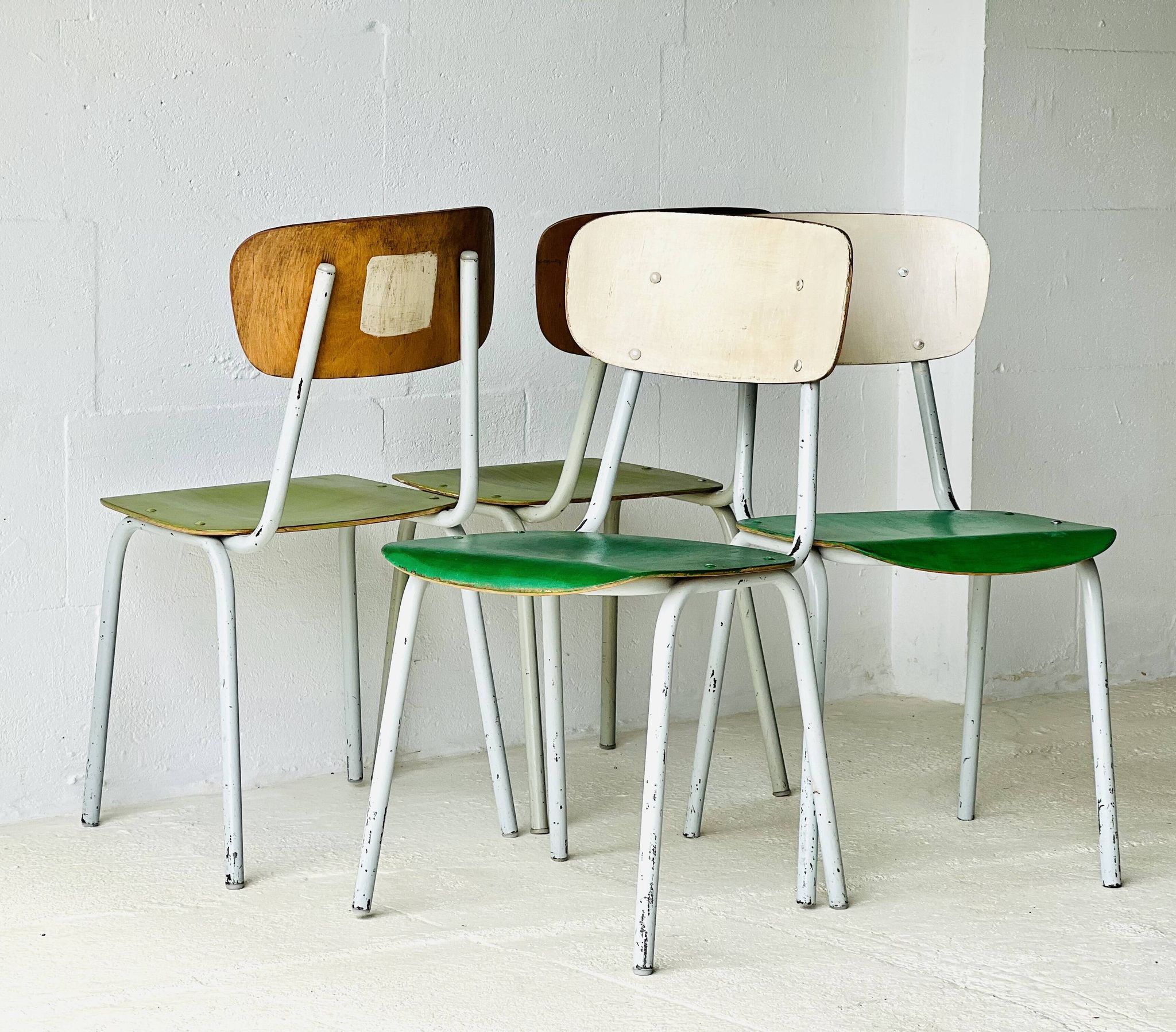 Chaises de bistro, ensemble de quatre