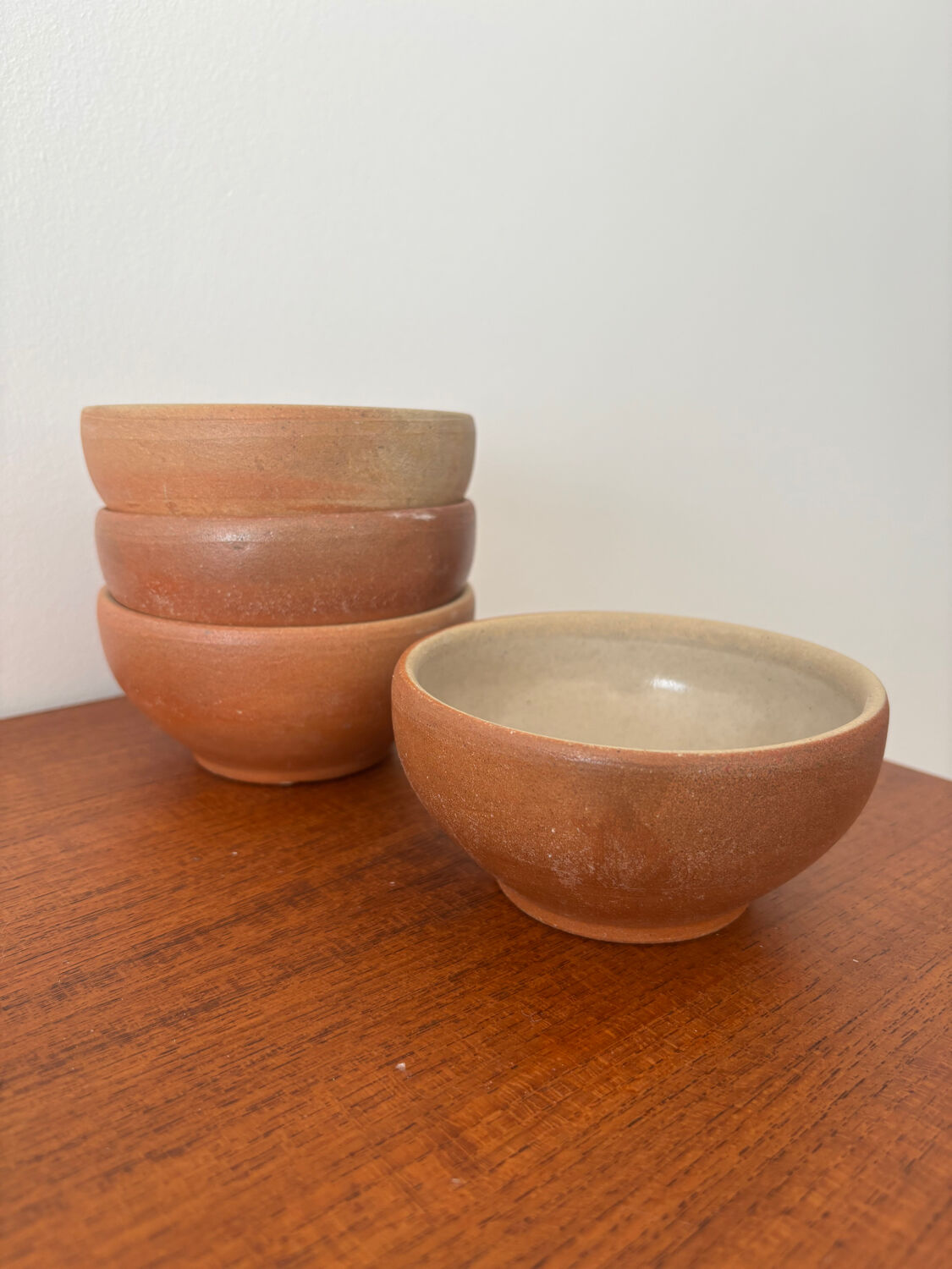 Set of 4 vintage stoneware bowls – terracotta tones – natural raw spirit