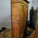 Louis Philippe walnut cabinet 19th-century