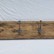 Teak coat rack with 8 double cast iron hooks