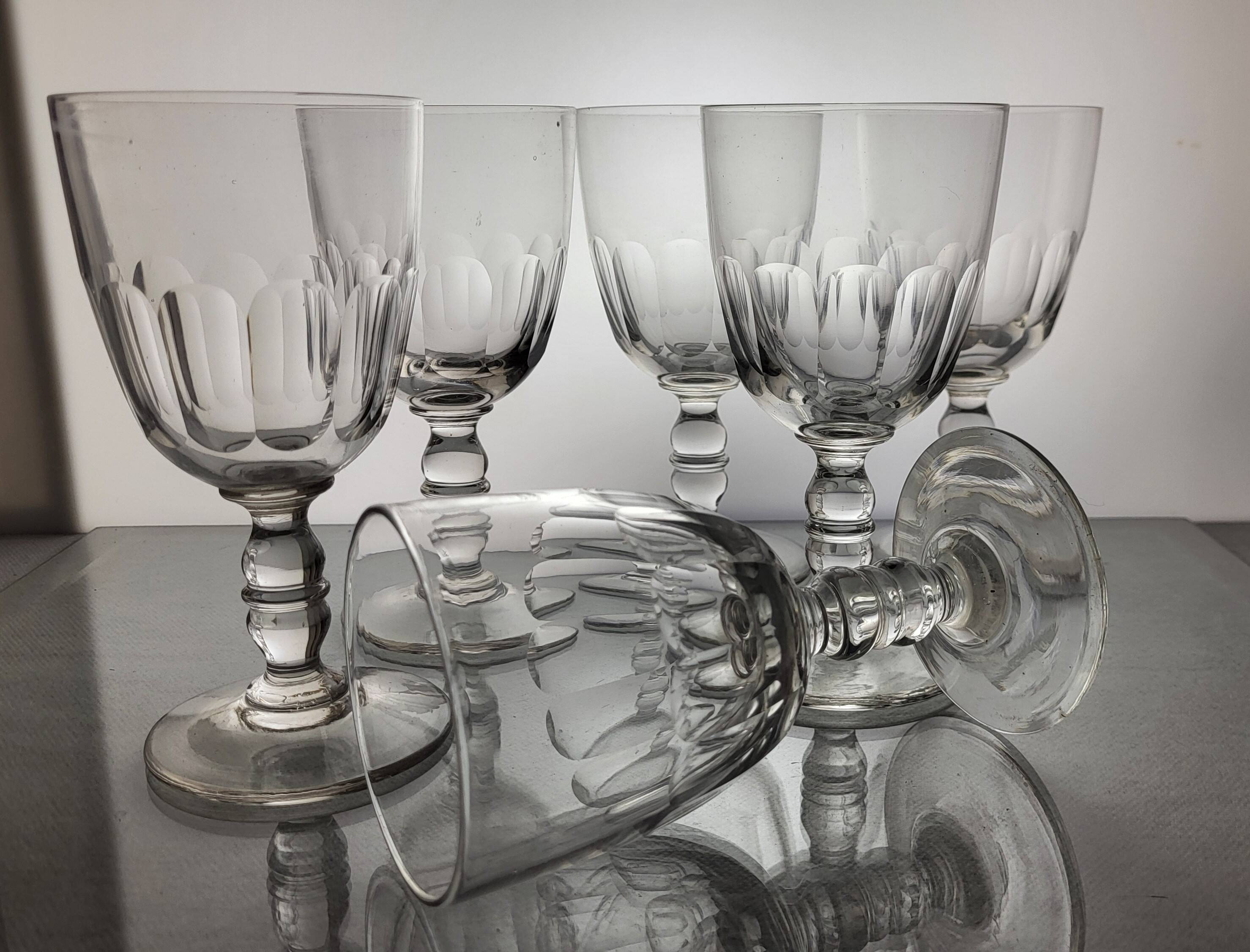 6 water/wine glasses Gondola model 19th century Gondola shape Flat ribs