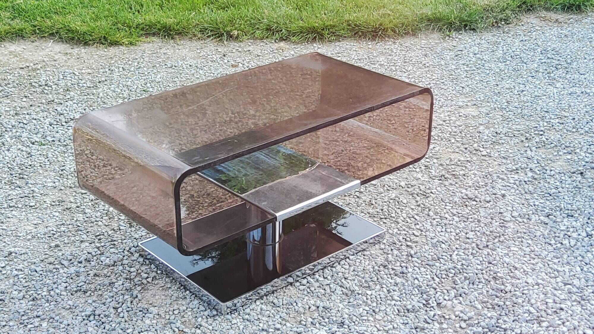 Coffee table from the 70s in chromed steel and smoked plexiglass double swivel trays