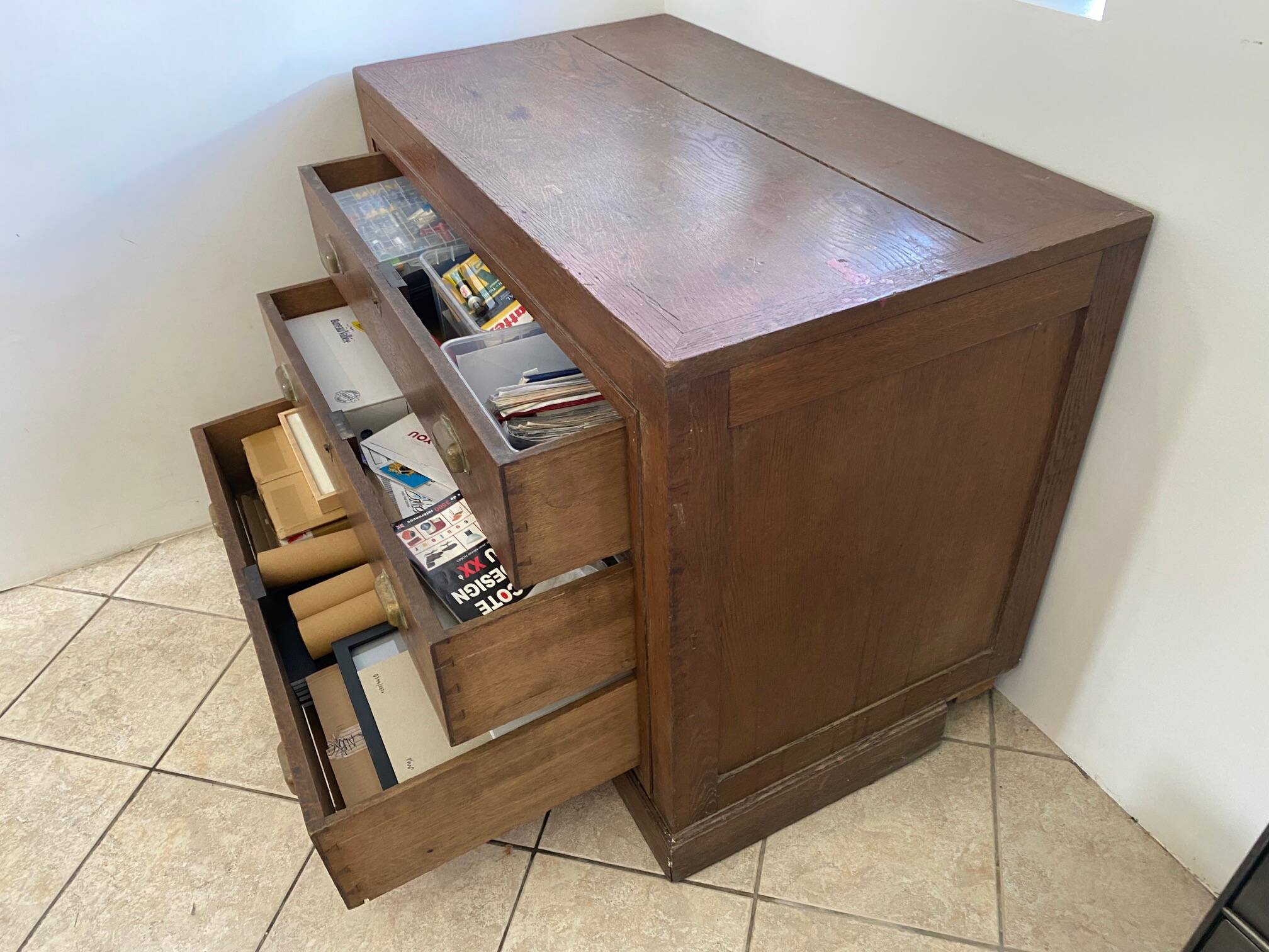 Old and authentic workshop counter with 3 large oak drawers.