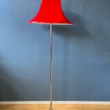 Red floor lamp Willem Hagoort