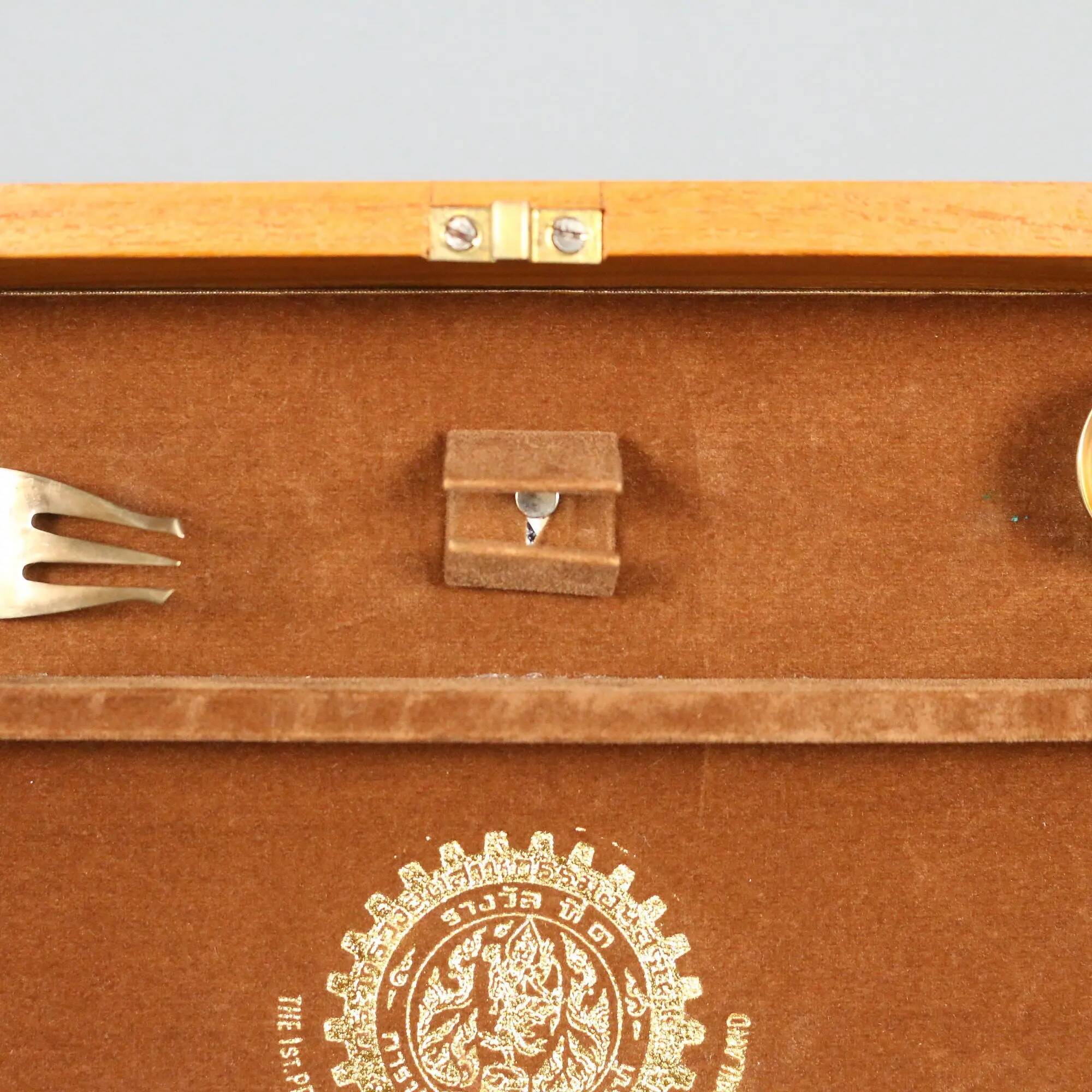 Vintage cutlery service in bronze and violet wood, Thailand, 20th century.