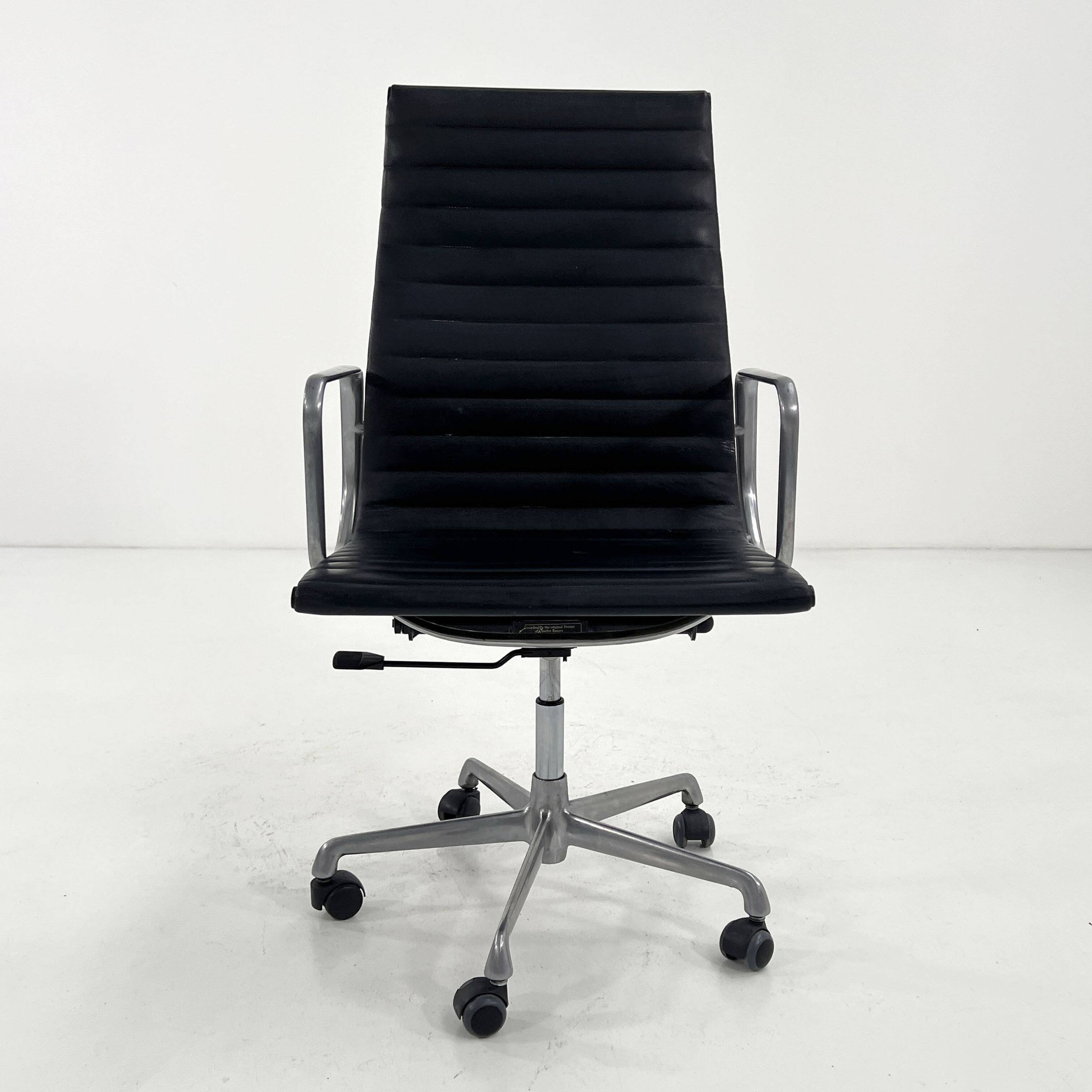 Fauteuil de bureau EA119 par C.& R. Eames pour ICF, 1970