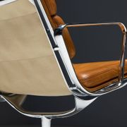Chaise Soft Pad EA216 par Charles et Ray Eames, États-Unis, 1969