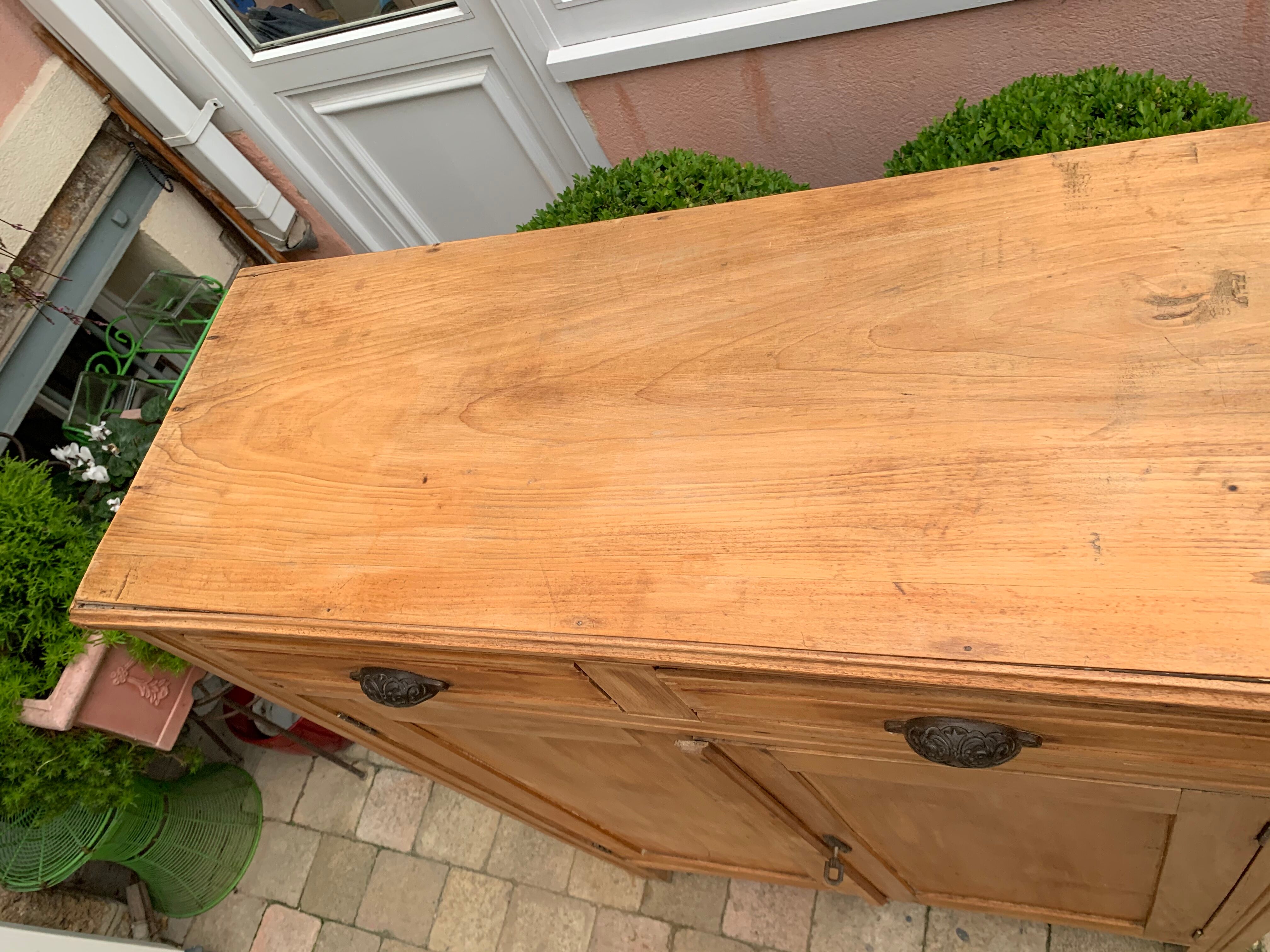 Parisian buffet raw wood