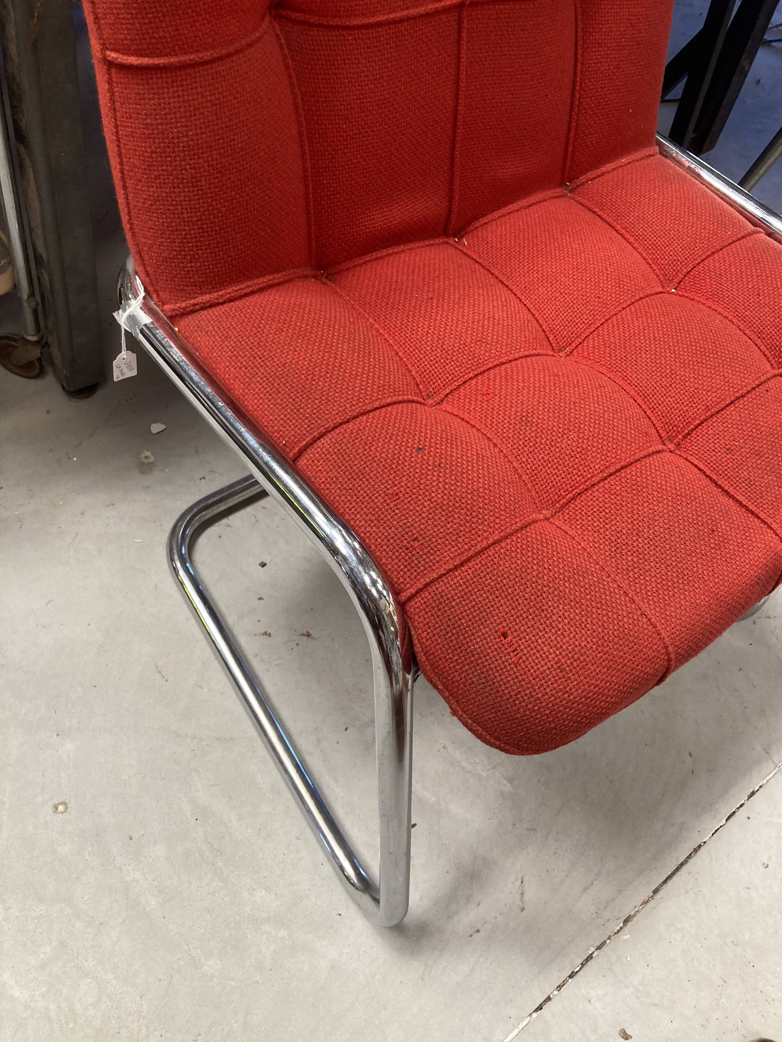 Airborne armchair by Yves Christin