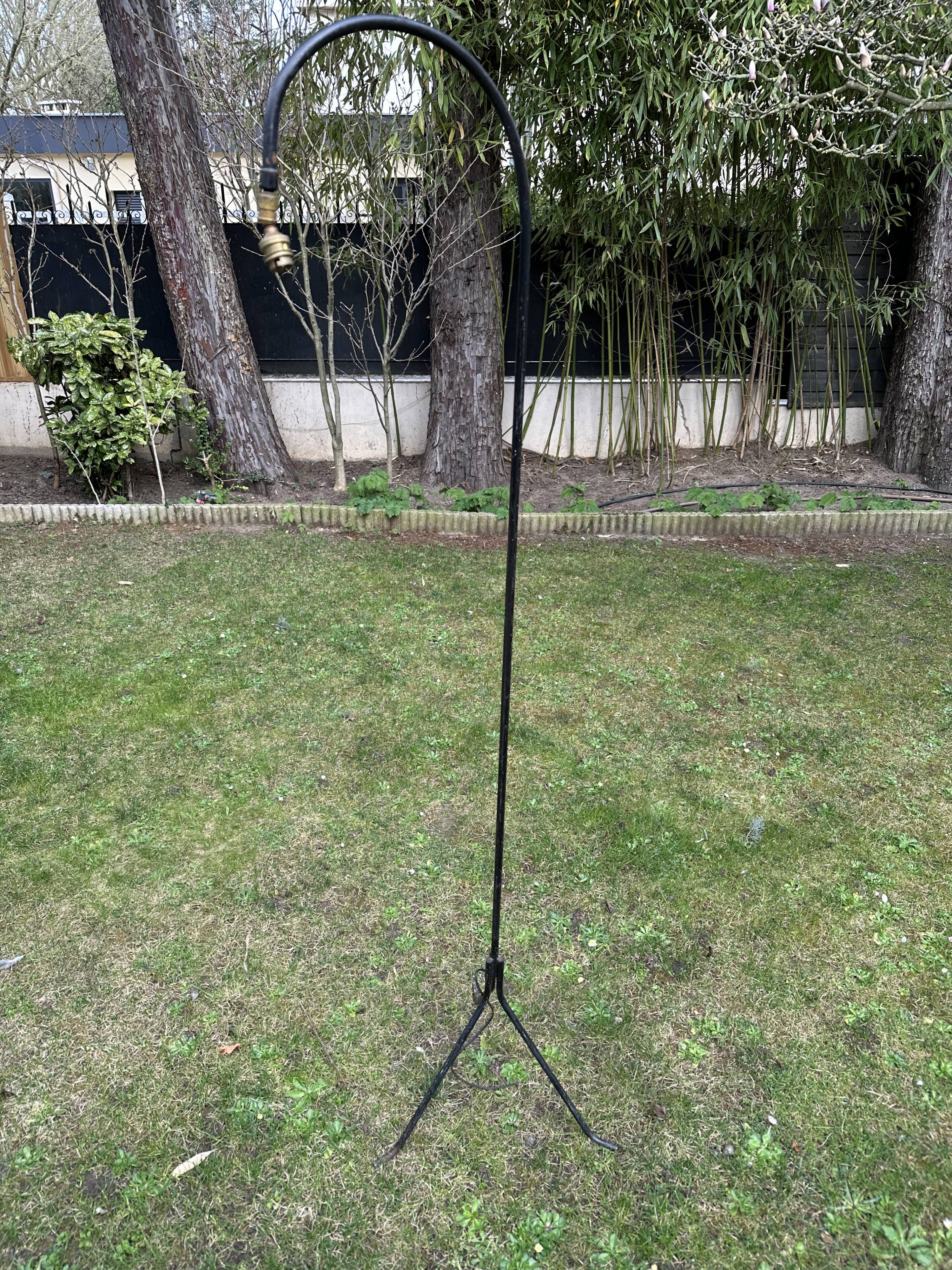 Foot of floor lamp from the 1950s-1960s